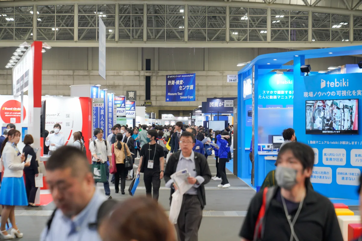 展示会会場の様子を撮影した写真